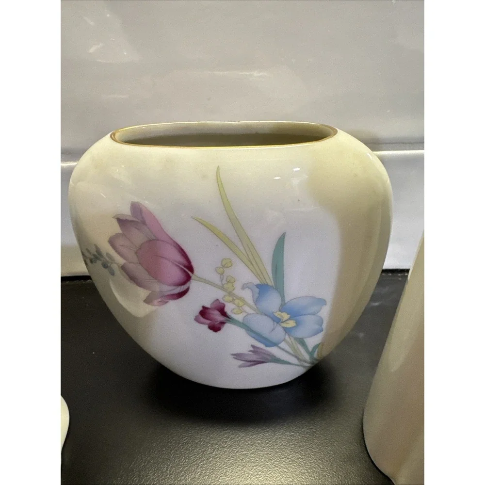 Japan Toyo Vase Jar Set of 3 with Beautiful Floral Design Gold Trim Cottage Core